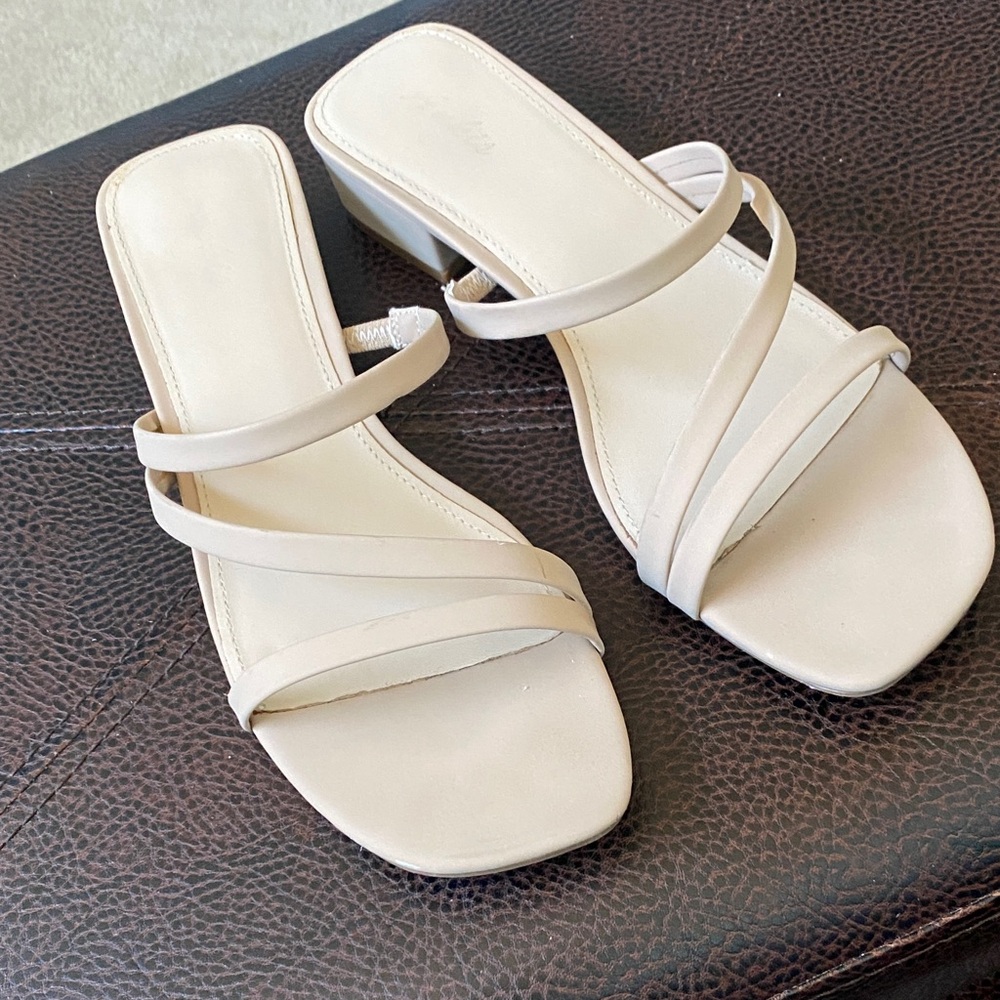 Ladies Ankis Tan Strappy Sandals - Picture 2 of 8